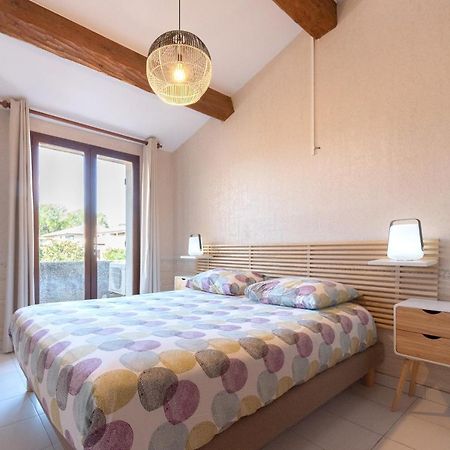 Maison Cosy Avec Petite Piscine Сикс-Фор-ле-Плаж Екстериор снимка