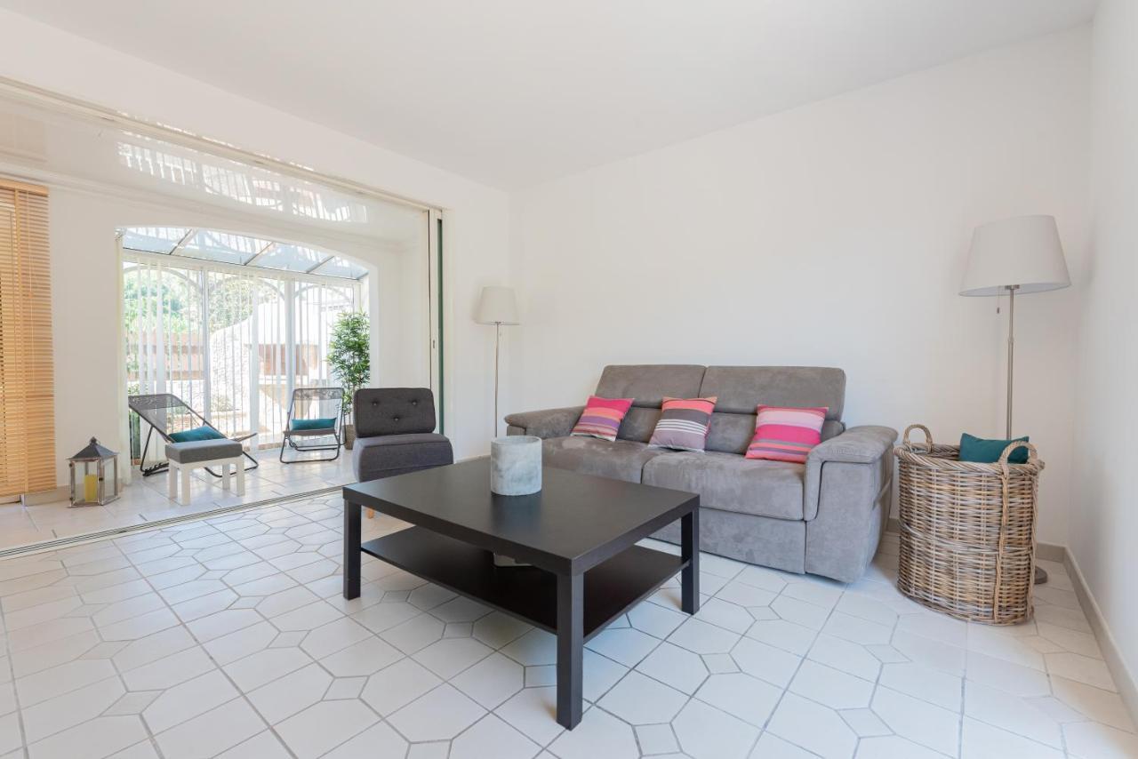 Maison Cosy Avec Petite Piscine Сикс-Фор-ле-Плаж Екстериор снимка