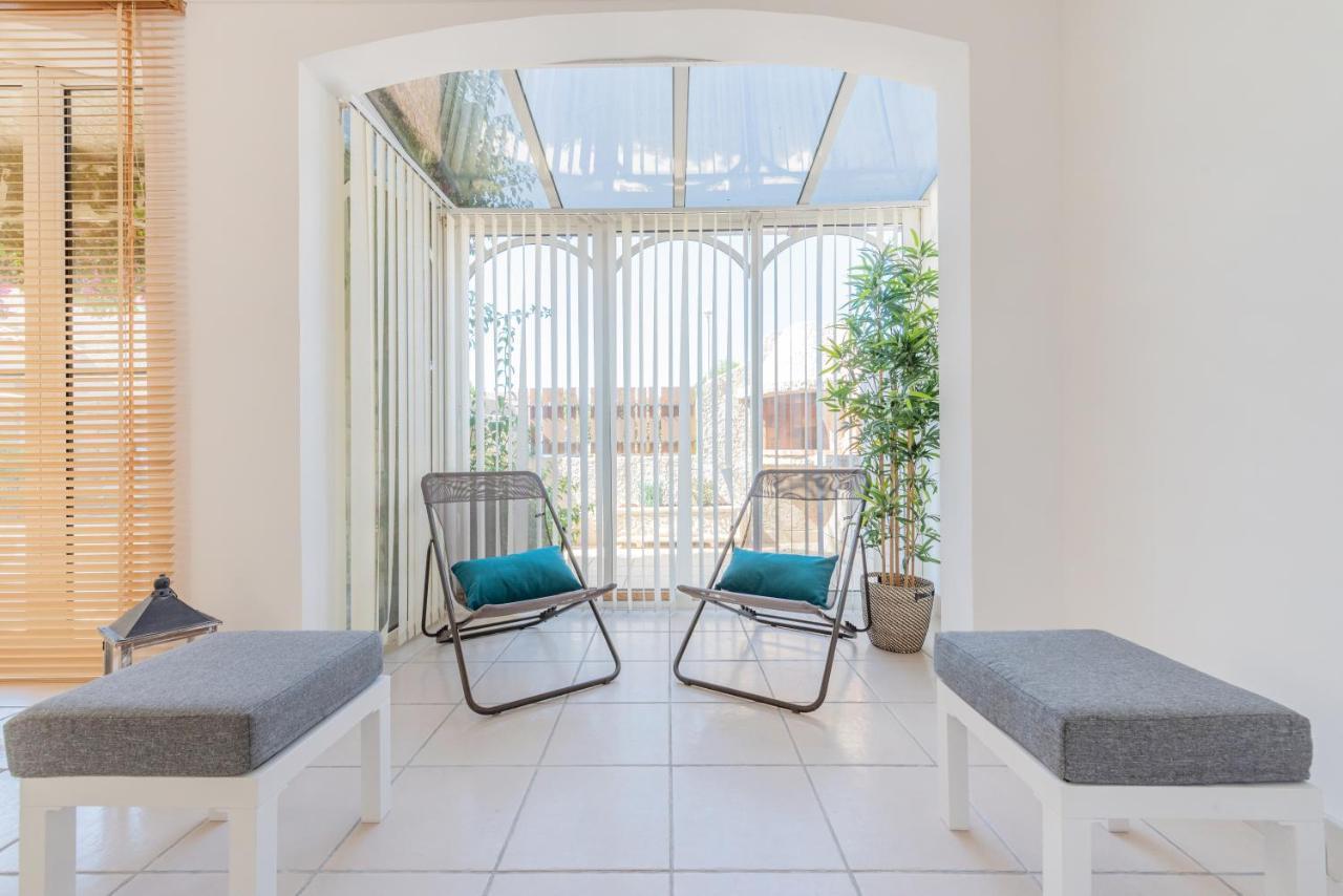 Maison Cosy Avec Petite Piscine Сикс-Фор-ле-Плаж Екстериор снимка