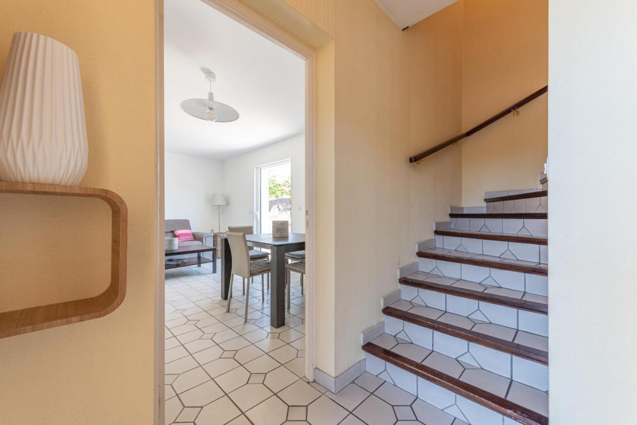 Maison Cosy Avec Petite Piscine Сикс-Фор-ле-Плаж Екстериор снимка